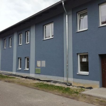 Apartmán Prefa Benesov nad Ploucnici Kültér fotó