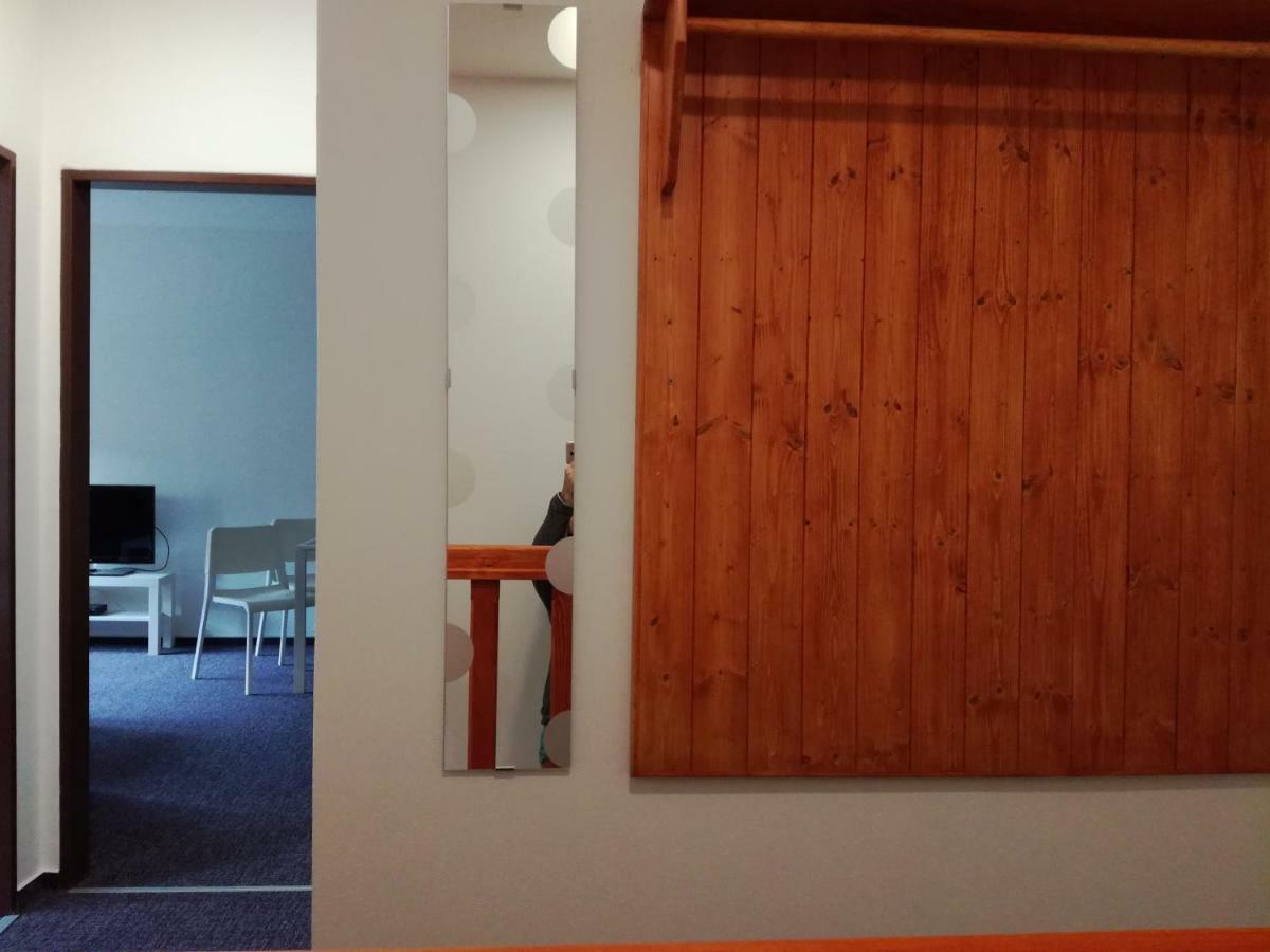 Apartmán Prefa Benesov nad Ploucnici Kültér fotó